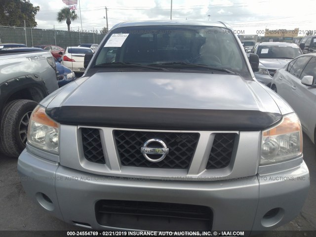 1N6BA07D08N344843 - 2008 NISSAN TITAN XE/SE/LE SILVER photo 6