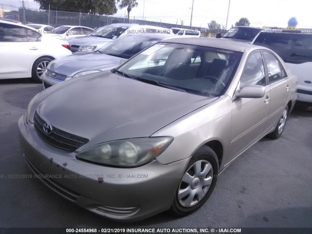 4T1BE32K43U147487 - 2003 TOYOTA CAMRY LE/XLE/SE BEIGE photo 2