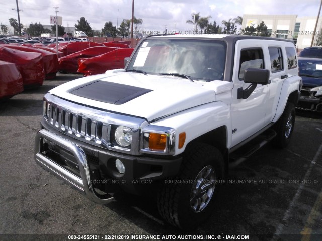 5GTDN13E878120892 - 2007 HUMMER H3 WHITE photo 2