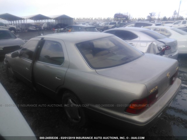 JT8BH28F6W0115621 - 1998 LEXUS LS 400 GOLD photo 3