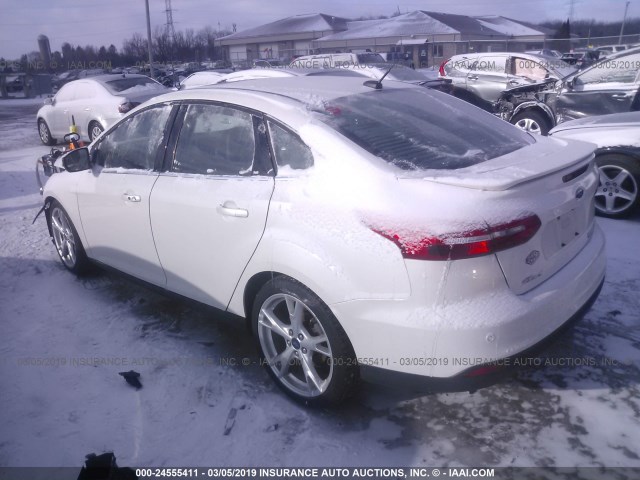 1FADP3J21GL377692 - 2016 FORD FOCUS TITANIUM WHITE photo 3