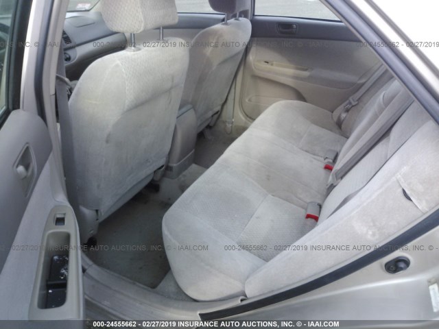 4T1BE32K72U062884 - 2002 TOYOTA CAMRY LE/XLE/SE GOLD photo 8