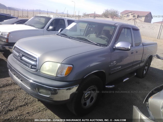 5TBRT3413YS105359 - 2000 TOYOTA TUNDRA ACCESS CAB/ACCESS CAB SR5 GRAY photo 2