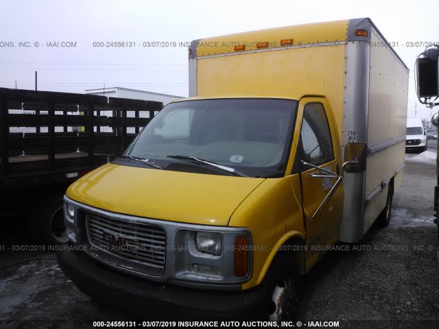 1GDHG31R7X1041691 - 1999 GMC SAVANA CUTAWAY G3500 YELLOW photo 2