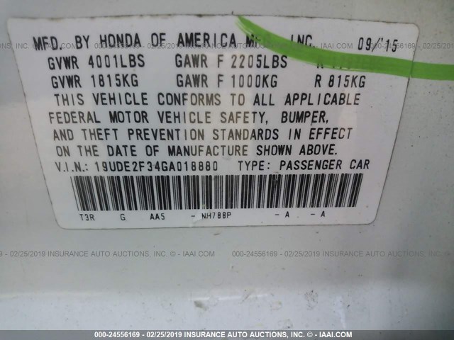 19UDE2F34GA018880 - 2016 ACURA ILX WATCH PLUS WHITE photo 9