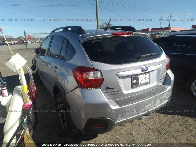 JF2GPABC1H8237585 - 2017 SUBARU CROSSTREK PREMIUM SILVER photo 3