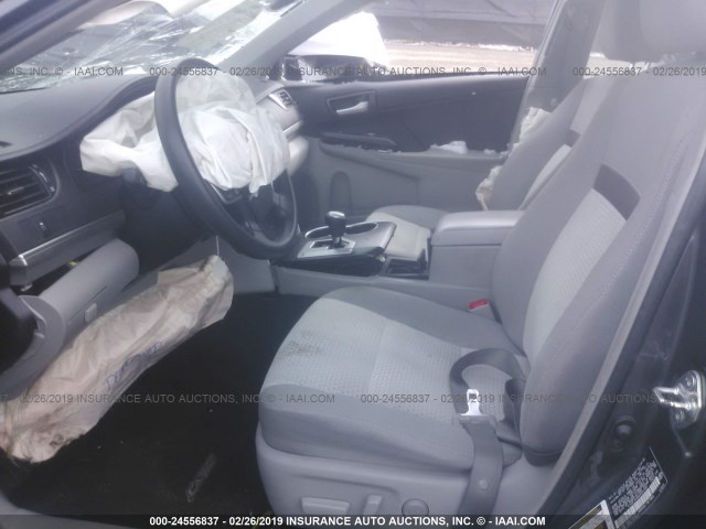 4T4BF1FK6ER357397 - 2014 TOYOTA CAMRY L/SE/LE/XLE Boz foto 5