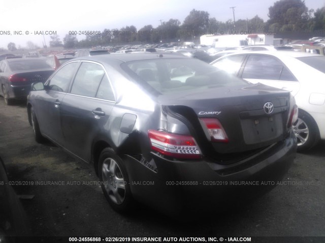 4T4BF3EK4BR209399 - 2011 TOYOTA CAMRY SE/LE/XLE 灰色 照片 3