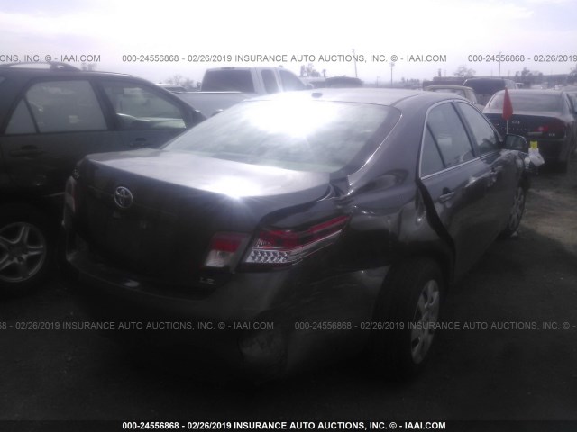 4T4BF3EK4BR209399 - 2011 TOYOTA CAMRY SE/LE/XLE 灰色 照片 4
