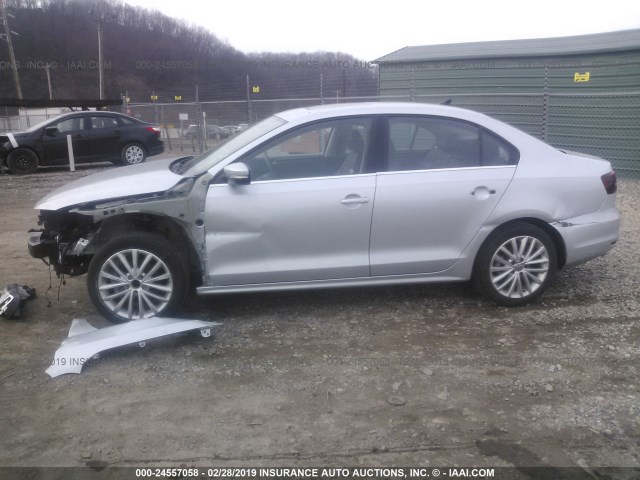 3VWL07AJ6GM216940 - 2016 VOLKSWAGEN JETTA SEL/SEL PREMIUM SILVER photo 6