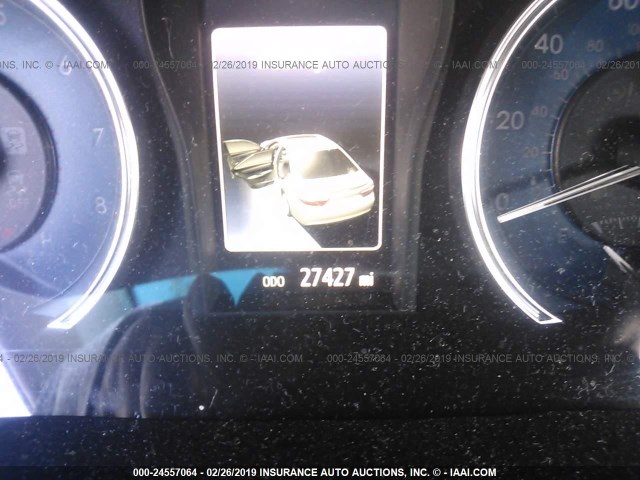 4T1BF1FK6HU429729 - 2017 TOYOTA CAMRY LE/XLE/SE/XSE თეთრი ფოტო 7