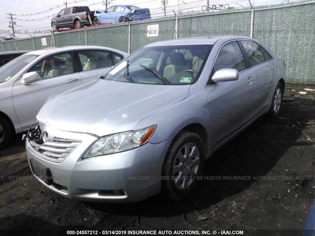4T1BE46K67U584297 - 2007 TOYOTA CAMRY NEW GENERAT CE/LE/XLE/SE SILVER photo 2