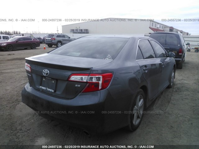 4T1BF1FK8EU733477 - 2014 TOYOTA CAMRY L/SE/LE/XLE 灰色 照片 4