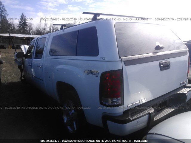 1GT125E81EF166767 - 2014 GMC SIERRA K2500 DENALI WHITE photo 3