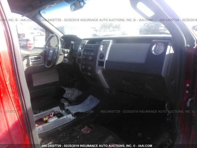 1FTFW1EF5BFD25769 - 2011 FORD F150 SUPERCREW RED photo 5