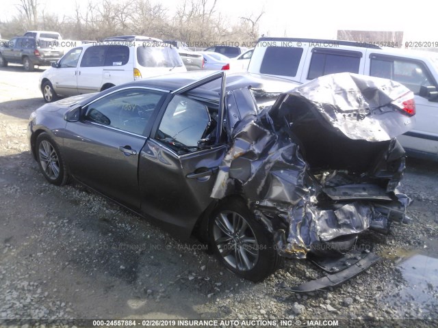 4T1BF1FK9FU481708 - 2015 TOYOTA CAMRY LE/XLE/SE/XSE GRAY photo 3