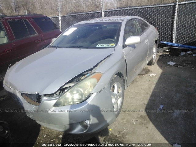 4T1CA38P35U049377 - 2005 TOYOTA CAMRY SOLARA SE/SLE SILVER photo 2