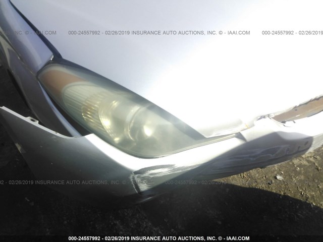 4T1CA38P35U049377 - 2005 TOYOTA CAMRY SOLARA SE/SLE SILVER photo 6