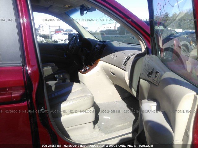 KNDMB233276165777 - 2007 KIA SEDONA EX/LX MAROON photo 5