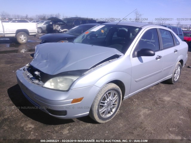 1FAFP34N87W136516 - 2007 FORD FOCUS ZX4/S/SE/SES SILVER photo 2