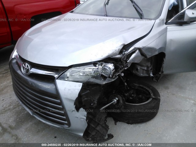 4T1BF1FK7GU157383 - 2016 TOYOTA CAMRY LE/XLE/SE/XSE 银色 照片 6