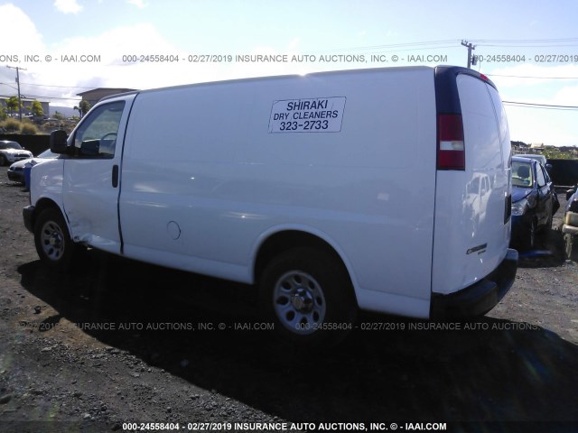 1GCSGAFX4C1119232 - 2012 CHEVROLET EXPRESS G1500  WHITE photo 3