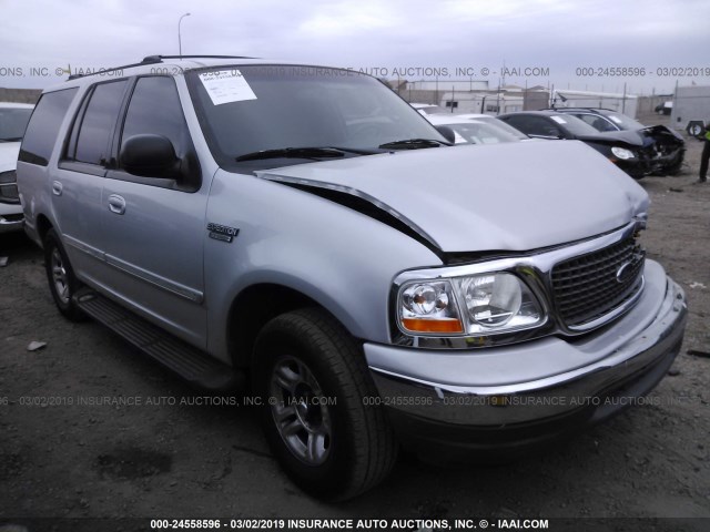 1FMRU15L22LA88891 - 2002 FORD EXPEDITION XLT SILVER photo 1