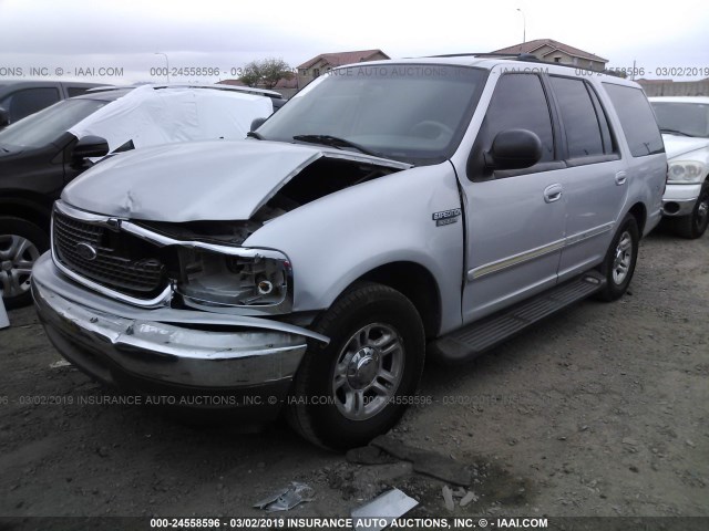 1FMRU15L22LA88891 - 2002 FORD EXPEDITION XLT SILVER photo 2