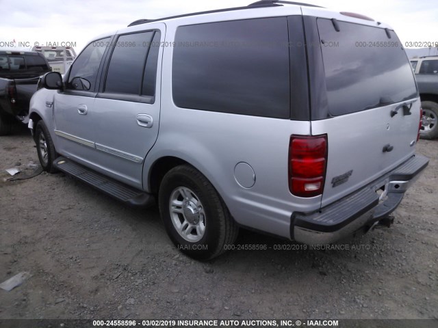 1FMRU15L22LA88891 - 2002 FORD EXPEDITION XLT SILVER photo 3