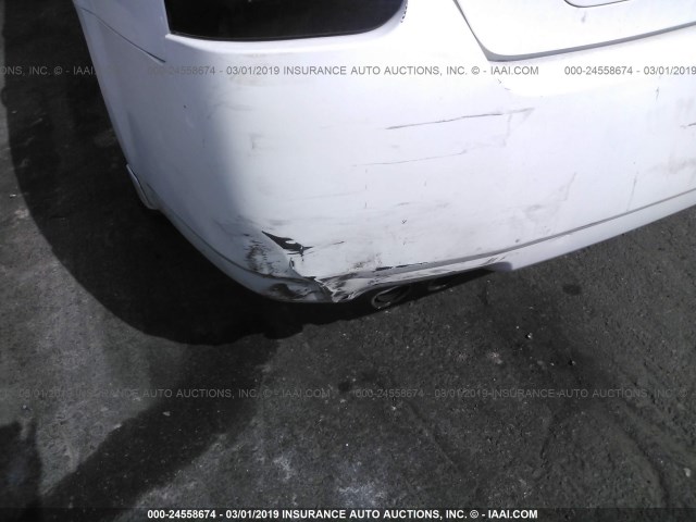 1N4BA41E65C815581 - 2005 NISSAN MAXIMA SE/SL WHITE photo 6