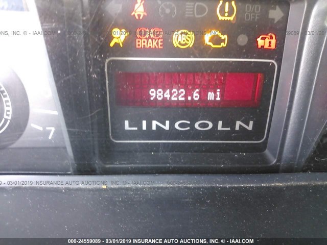 5LMFU27597LJ08131 - 2007 LINCOLN NAVIGATOR Bənövşəyi foto 7