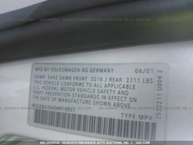 WV2KB47042H019897 - 2002 VOLKSWAGEN EUROVAN GLS SILVER photo 9