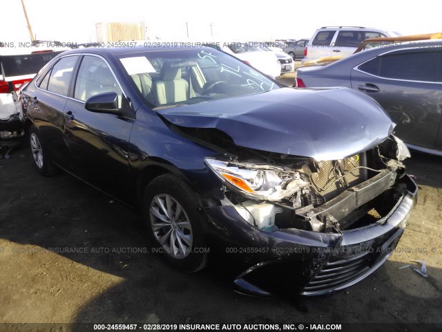 4T1BF1FK9FU936640 - 2015 TOYOTA CAMRY LE/XLE/SE/XSE BLUE photo 1