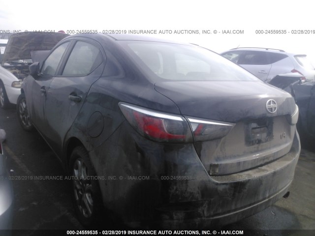 3MYDLBZV8GY143265 - 2016 TOYOTA SCION IA BLACK photo 3