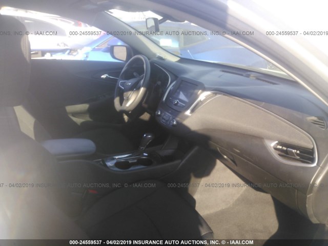 1G1ZB5ST0HF213909 - 2017 CHEVROLET MALIBU LS SILVER photo 5