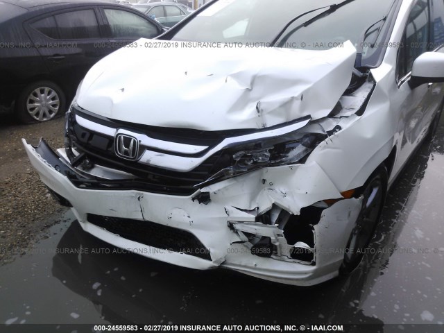 5FNRL6H7XJB047316 - 2018 HONDA ODYSSEY EXL WHITE photo 6