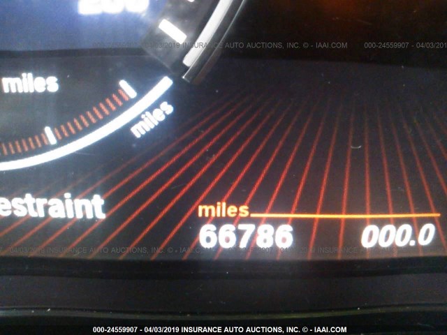 WBAKA8C5XBC446814 - 2011 BMW ALPINA B7 GRAY photo 7