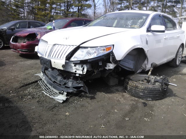 1LNHL9DR7BG612306 - 2011 LINCOLN MKS WHITE photo 6