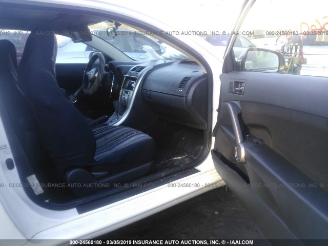 JTKDE167980238558 - 2008 TOYOTA SCION TC WHITE photo 5