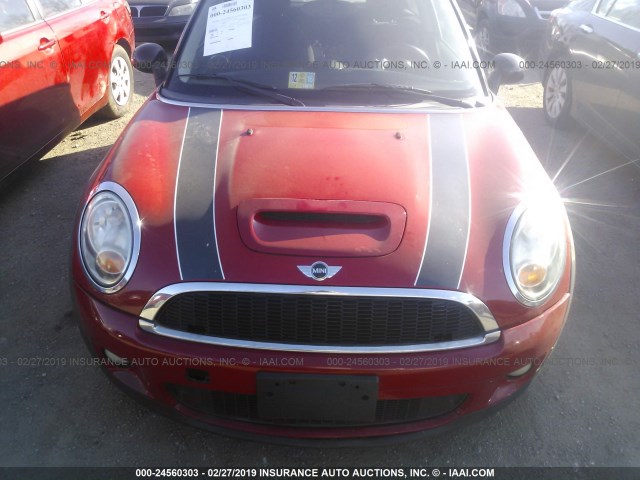 WMWMM33539TP89915 - 2009 MINI COOPER S CLUBMAN RED photo 6