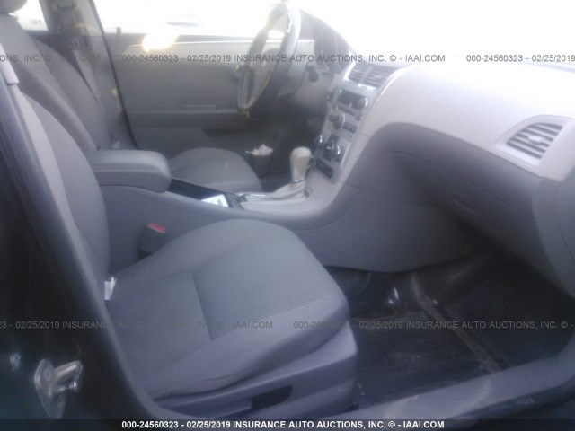 1G1ZB5E02CF308403 - 2012 CHEVROLET MALIBU LS GRAY photo 5