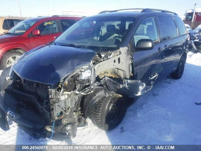 5TDBK23C67S007868 - 2007 TOYOTA SIENNA LE GRAY photo 2