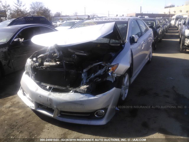 4T1BF1FK8DU279374 - 2013 TOYOTA CAMRY L/SE/LE/XLE 银色 照片 6