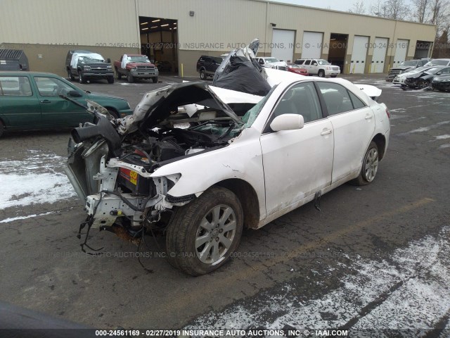 JTNBK46K673013374 - 2007 TOYOTA CAMRY NEW GENERAT LE/XLE/SE WHITE photo 2