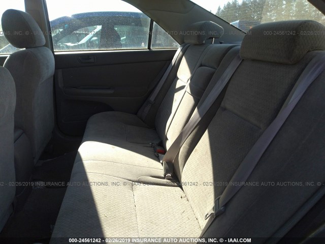 JTDBE32K720060824 - 2002 TOYOTA CAMRY LE/XLE/SE GRAY photo 8