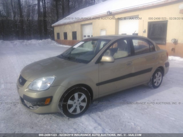 KNADE223196556945 - 2009 KIA RIO LX/SX BROWN photo 2