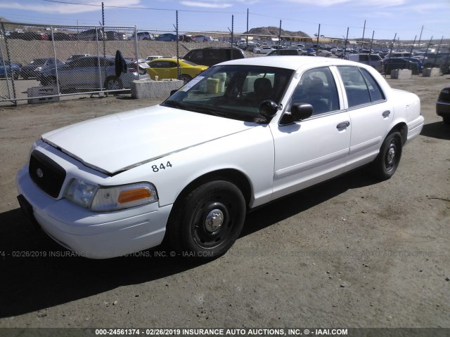 2FAFP71W33X134241 - 2003 FORD CROWN VICTORIA POLICE INTERCEPTOR WHITE photo 2