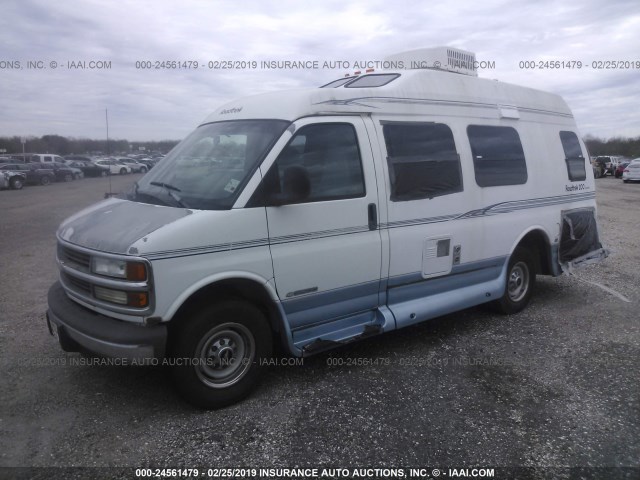 1GBHG31G021190329 - 2002 CHEVROLET EXPRESS G3500  WHITE photo 6