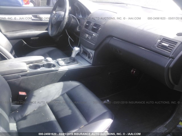 WDDGF5EB9BA476609 - 2011 MERCEDES-BENZ C 300 BLACK photo 5