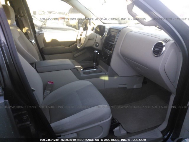 1FMEU73E37UB08721 - 2007 FORD EXPLORER XLT GRAY photo 5